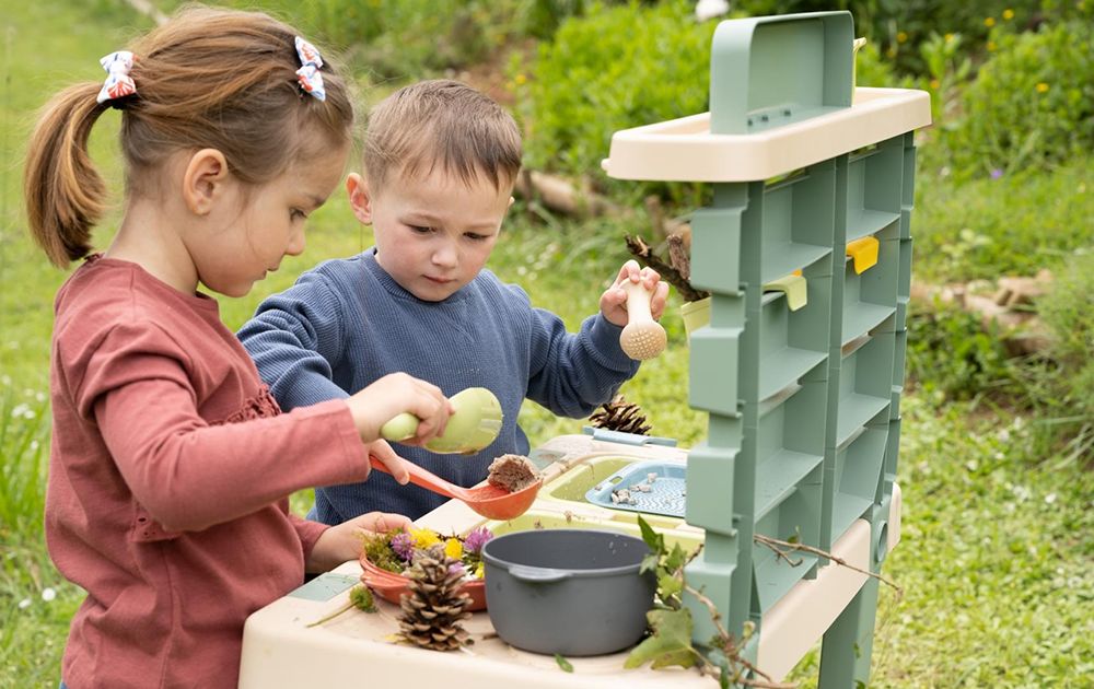 Spielzeug für draußen im Sommer 2025