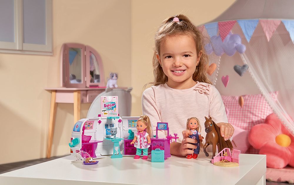 Toys to make kids happy on Easter 2020