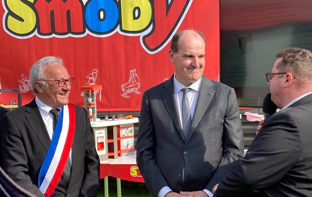 High-ranking visitor at Smoby Toys in France
